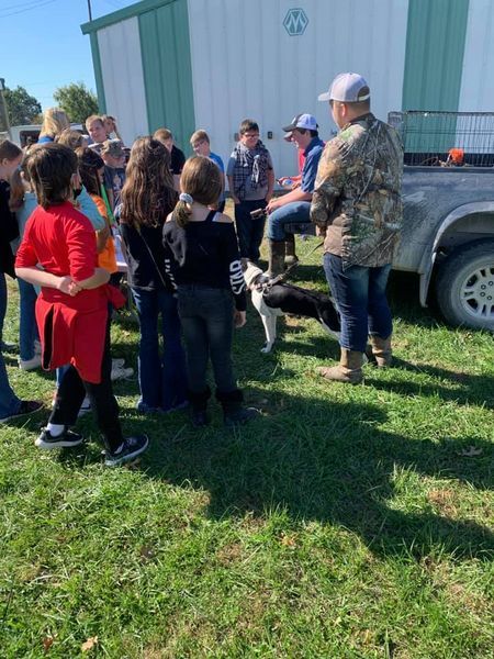 Ralls County Elementary students learning about Agriculture.
